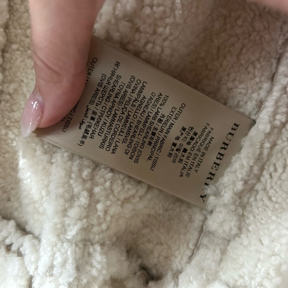 Burberry coat authentic - Picture 2 of 7